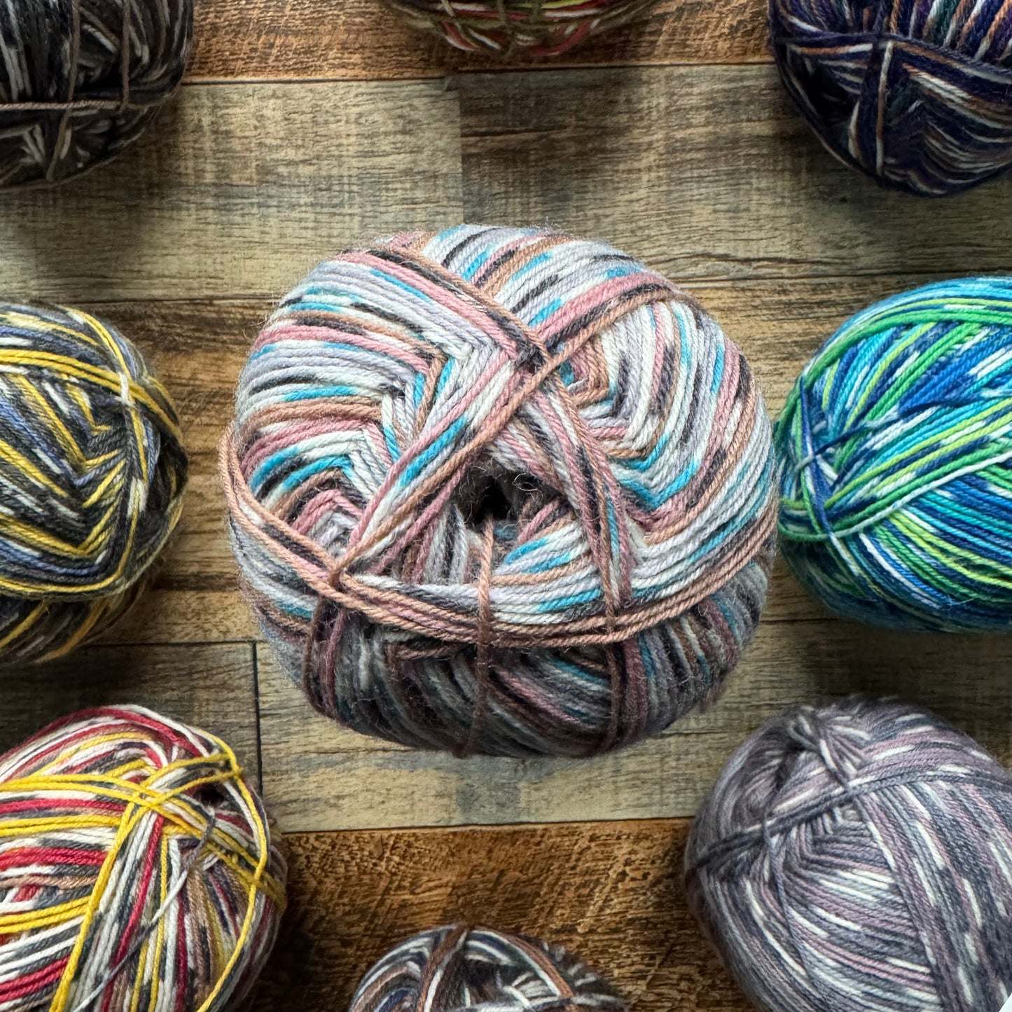 West Yorkshire Spinners Signature 4 Ply - Jay 100g