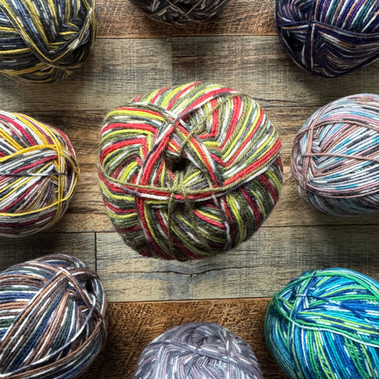 West Yorkshire Spinners Signature 4 Ply - Green Woodpecker 100g