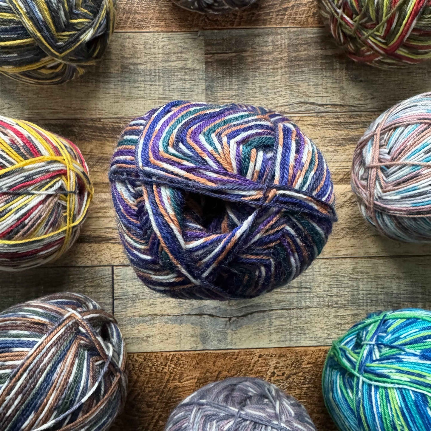 West Yorkshire Spinners Signature 4 Ply - Starling 100g