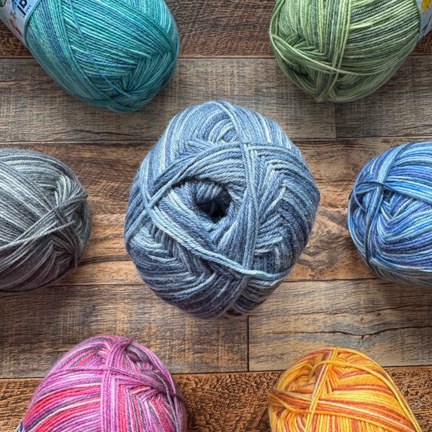 Opal Heroes 4ply Sock Yarn - Luna Lufti 100g