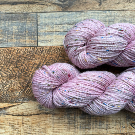 Blush - Tweed DK