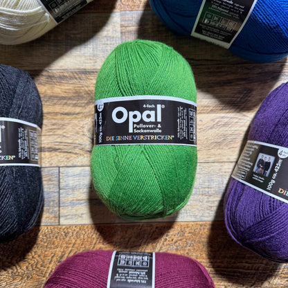 Opal UNI 4-Ply - Grass Green 100g