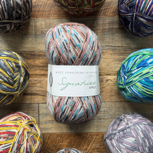 West Yorkshire Spinners Signature 4 Ply - Jay 100g