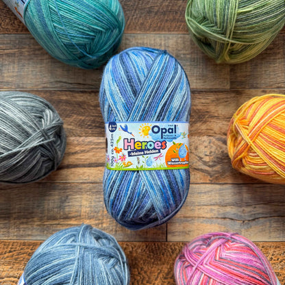 Opal Heroes 4ply Sock Yarn - Willi Wassertropfen 100g